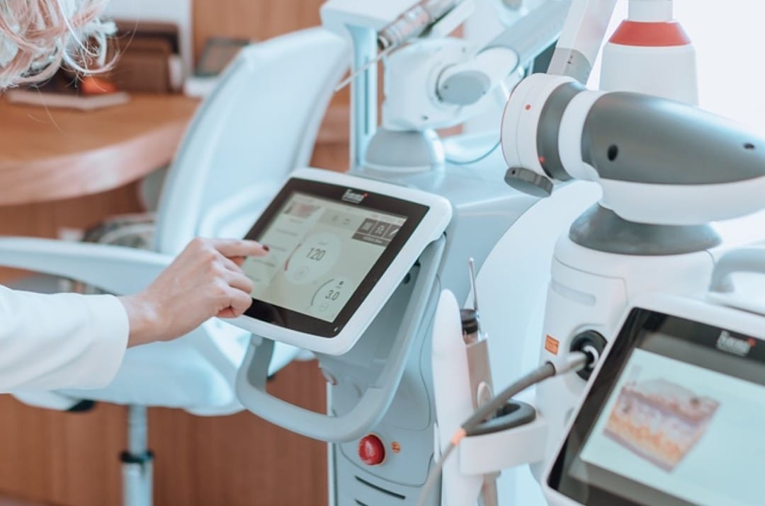 Remoção de Micropigmentação com o Laser Fotona: Segurança e Eficiência no Tratamento